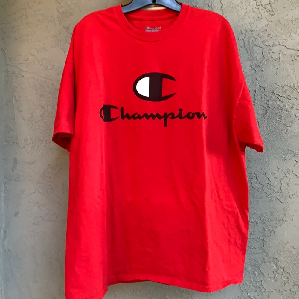 🌸🌸 3/$20 Champion t shirt